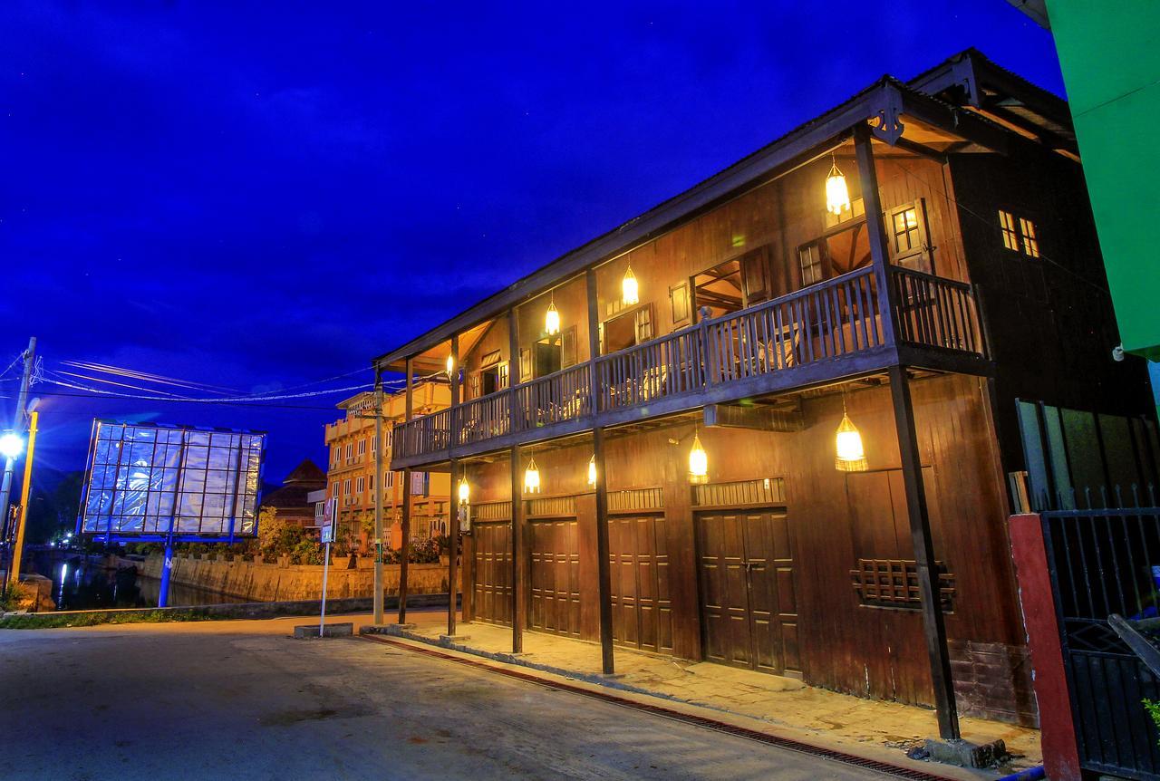Hardwood Lodge Nyaung Shwe Esterno foto