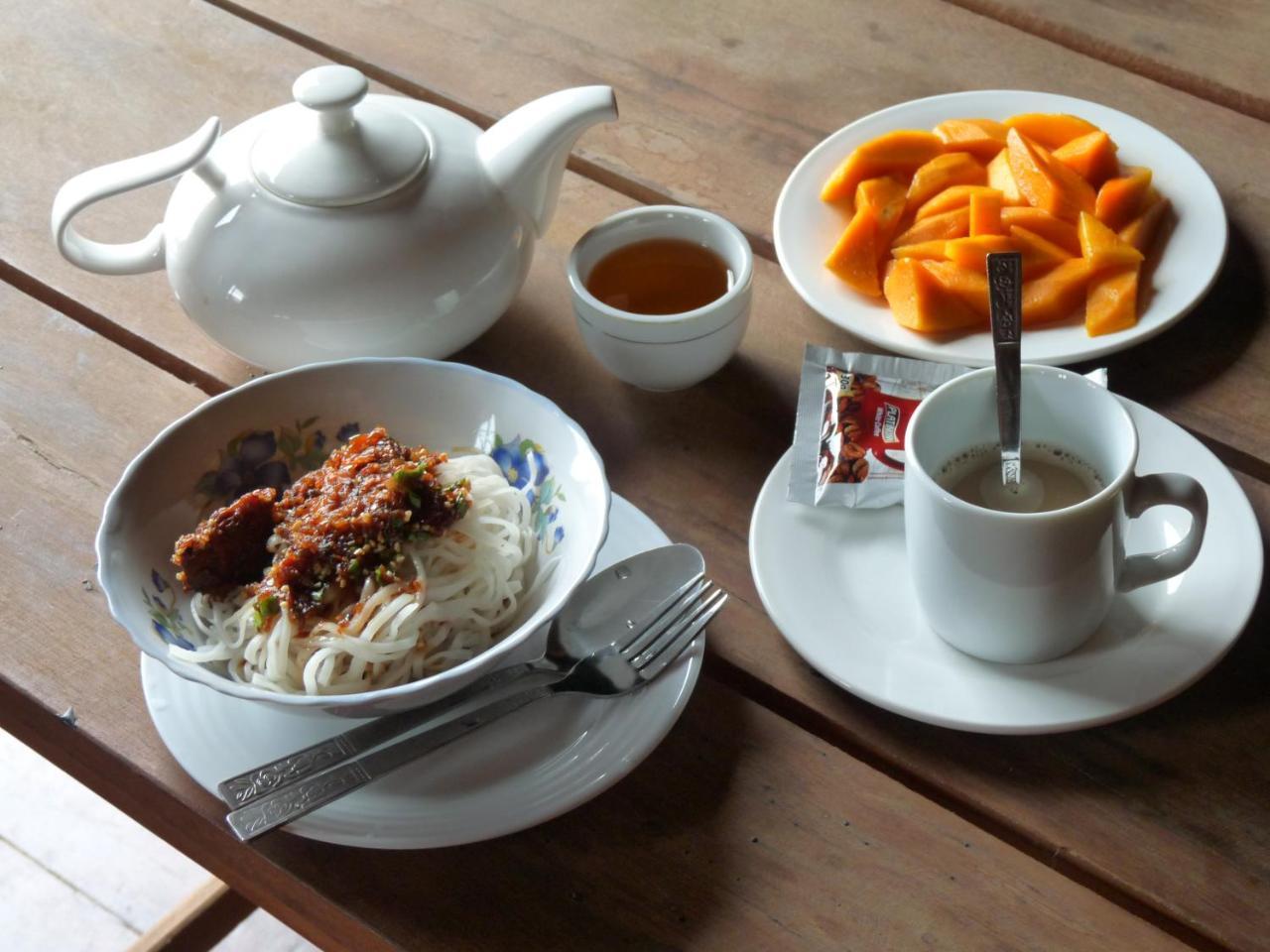 Hardwood Lodge Nyaung Shwe Esterno foto