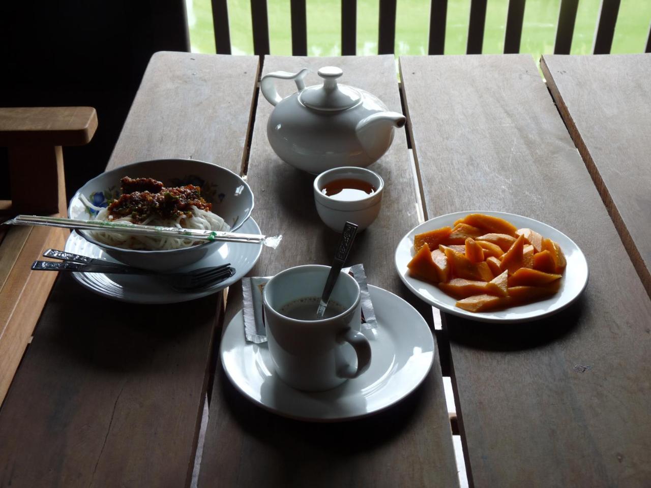 Hardwood Lodge Nyaung Shwe Esterno foto