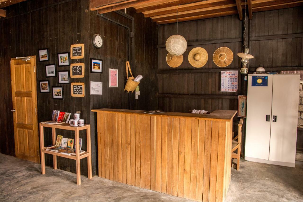 Hardwood Lodge Nyaung Shwe Esterno foto