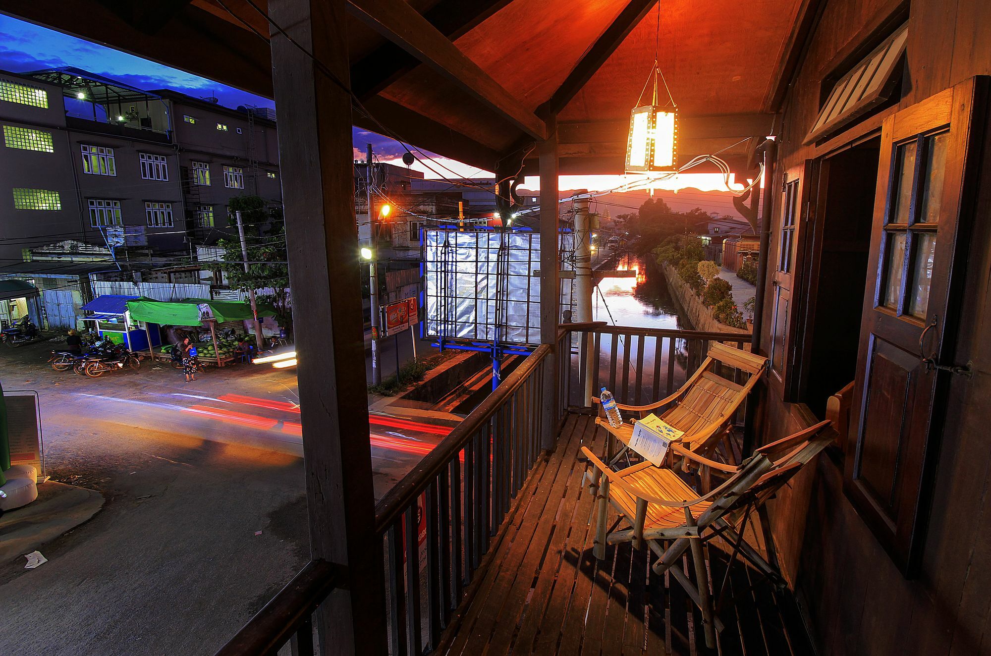 Hardwood Lodge Nyaung Shwe Esterno foto